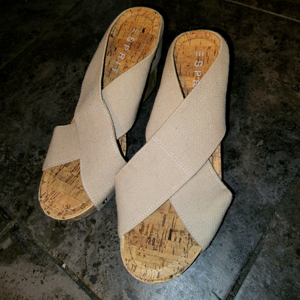 E spirit Wedges tan  size 8